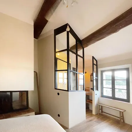 Maison Des Sarrasins *